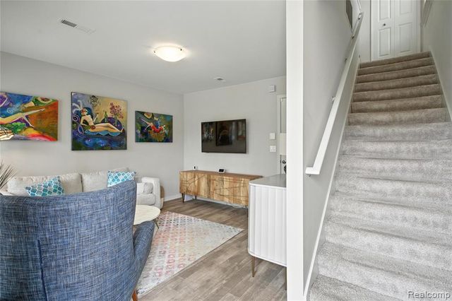 3317 Parkways Boulevard, Auburn Hills, MI 48326