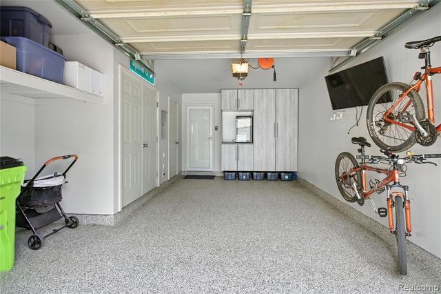 3317 Parkways Boulevard, Auburn Hills, MI 48326