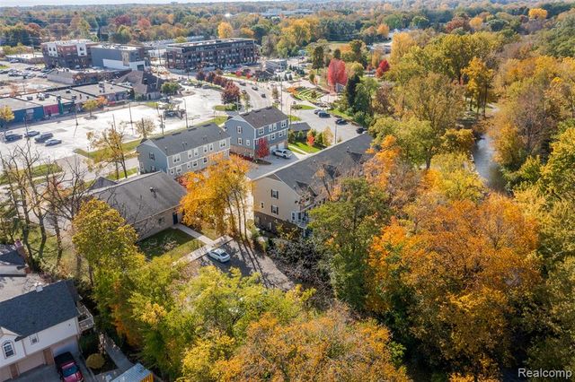 3317 Parkways Boulevard, Auburn Hills, MI 48326