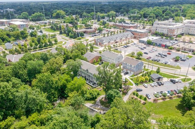 3317 Parkways Boulevard, Auburn Hills, MI 48326