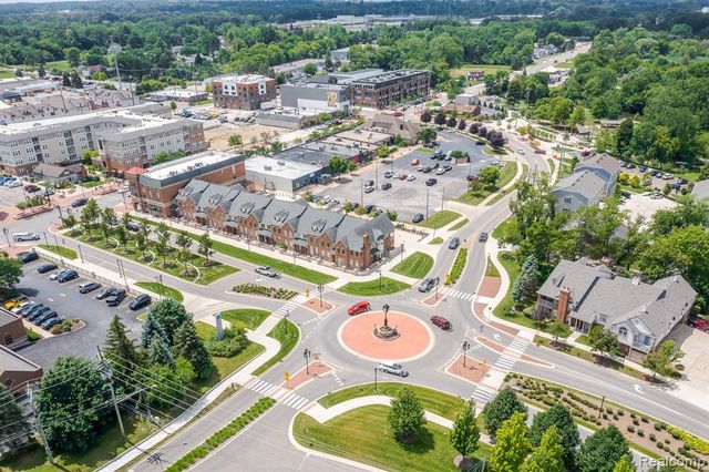 3317 Parkways Boulevard, Auburn Hills, MI 48326