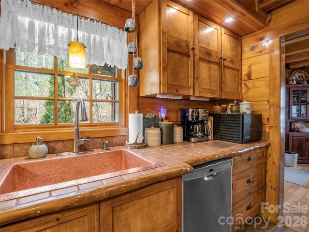 256 Bear Branch Road, Hendersonville, NC 28792