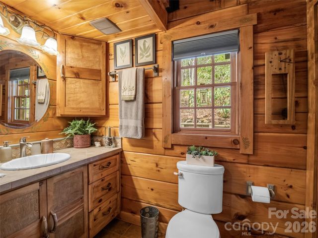 256 Bear Branch Road, Hendersonville, NC 28792