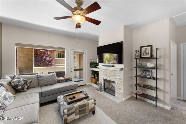 900 S South Meadows Parkway APT 2122, Reno, NV 89521