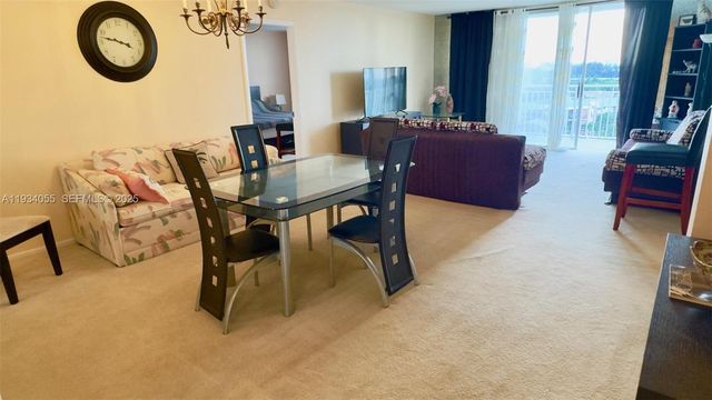 427 Golden Isles Dr 8A, Hallandale Beach, FL 33009