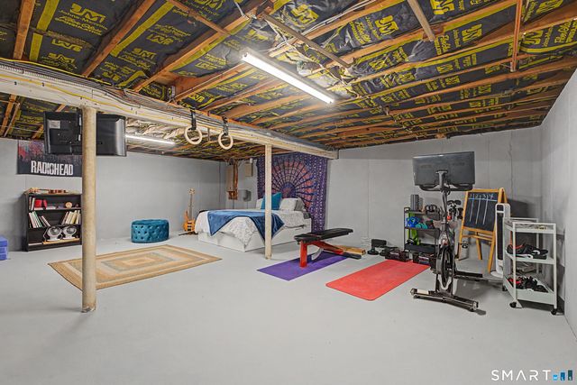 55 Surrey Drive, North Haven, CT 06473