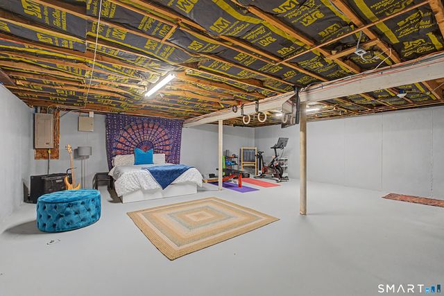 55 Surrey Drive, North Haven, CT 06473