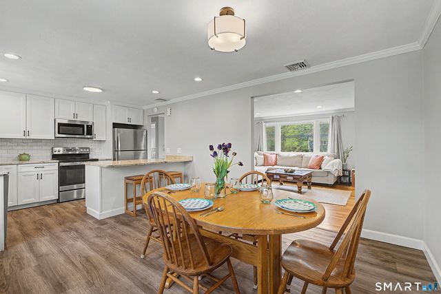 55 Surrey Drive, North Haven, CT 06473