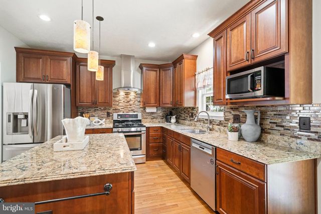 1502 AVENNEL WAY, Crofton, MD 21114