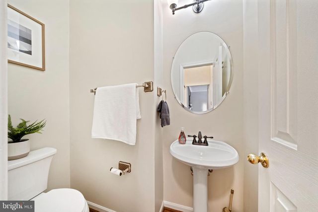 1502 AVENNEL WAY, Crofton, MD 21114