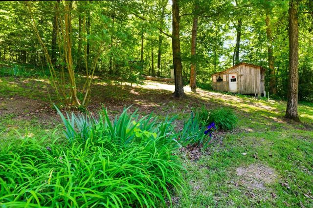 452 County Road 213, Athens, TN 37303