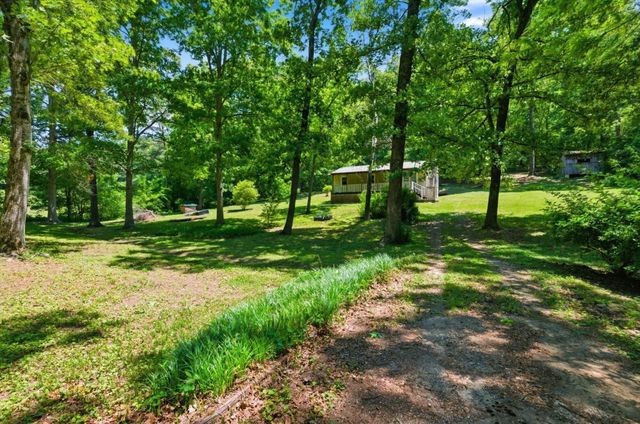 452 County Road 213, Athens, TN 37303