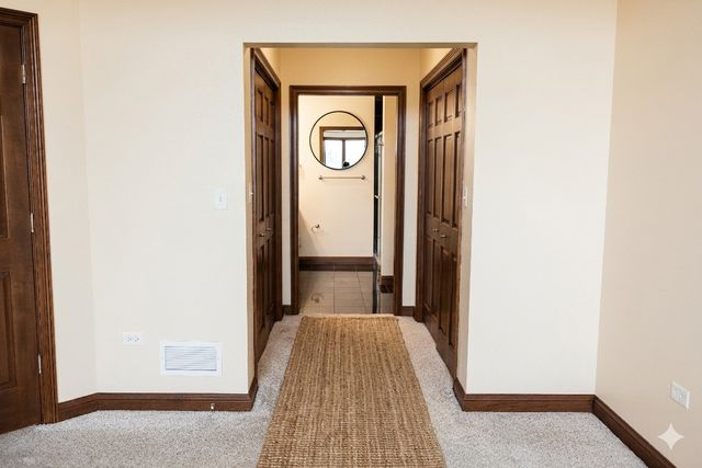 160 S River Street 211, Aurora, IL 60506