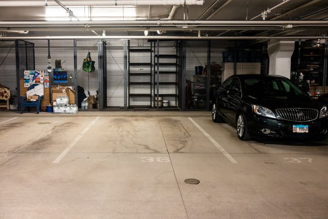 160 S River Street 211, Aurora, IL 60506