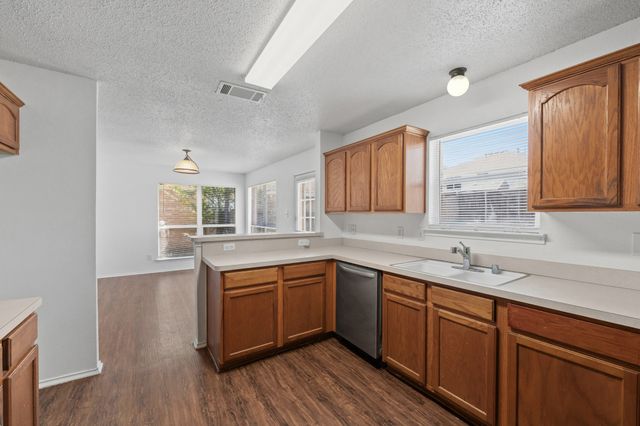 2817 Island Wren Drive, Mesquite, TX 75181
