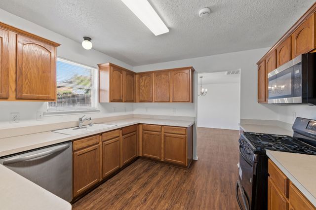 2817 Island Wren Drive, Mesquite, TX 75181