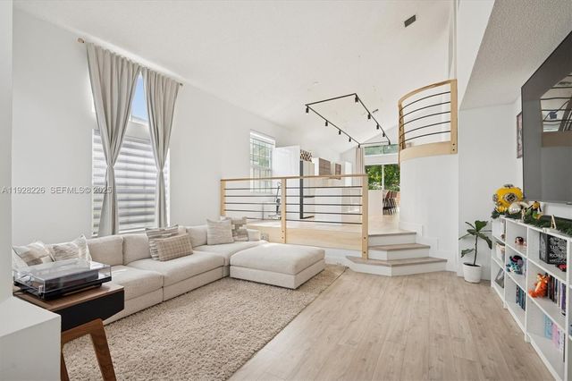 15694 NW 12th Ct, Pembroke Pines, FL 33028