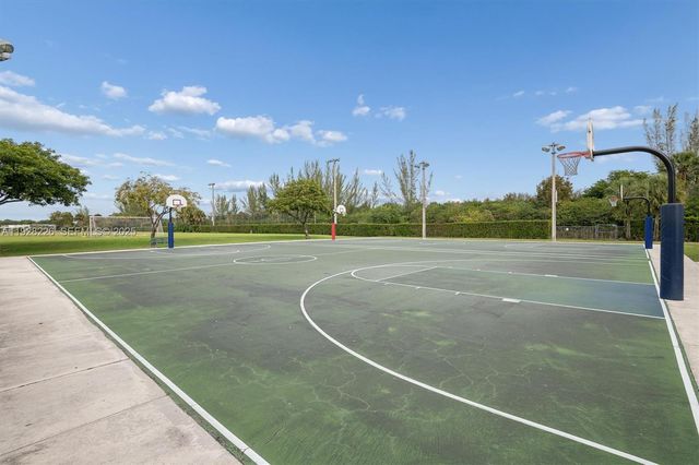 15694 NW 12th Ct, Pembroke Pines, FL 33028