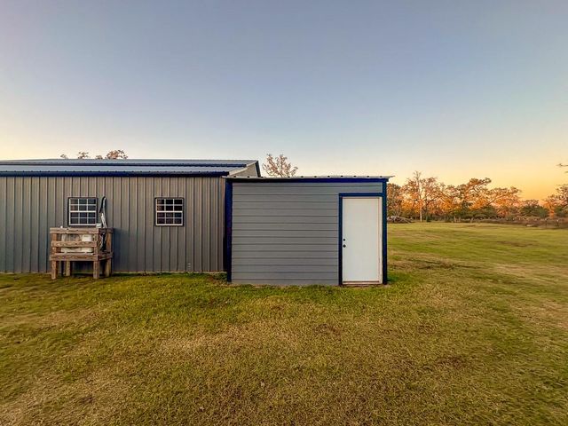 82B Ron Walker Lane, Bedias, TX 77831