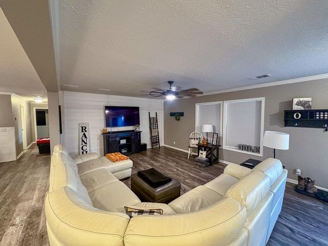 82B Ron Walker Lane, Bedias, TX 77831