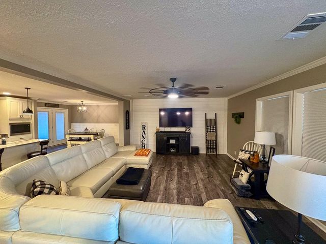 82B Ron Walker Lane, Bedias, TX 77831