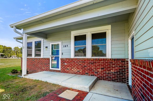107 Weber Court, Franklin, IN 46131