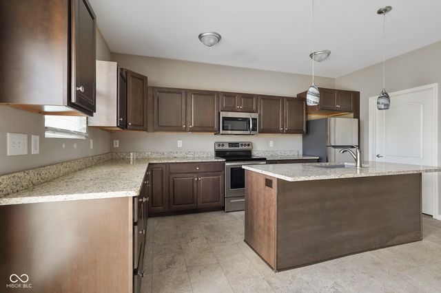 107 Weber Court, Franklin, IN 46131