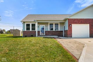 107 Weber Court, Franklin, IN 46131