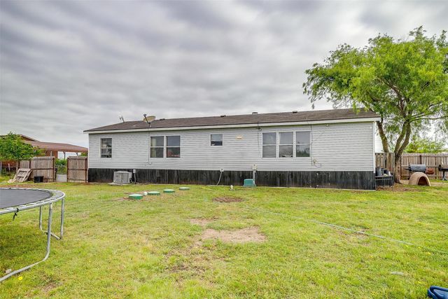 2909 Berry Patch Lane, Joshua, TX 76058
