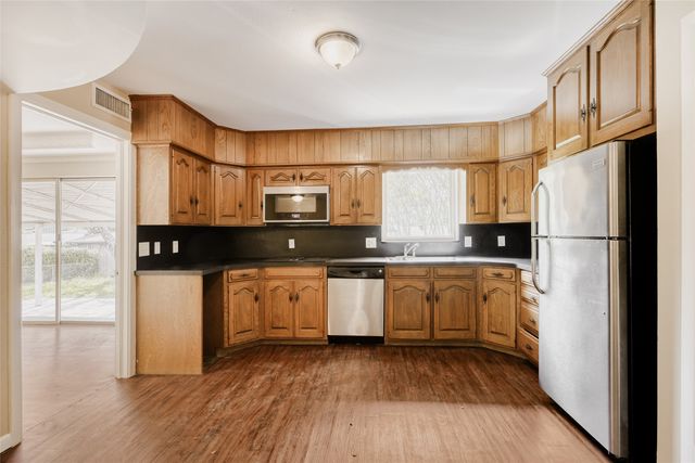 6612 E Mockingbird Lane, Dallas, TX 75214