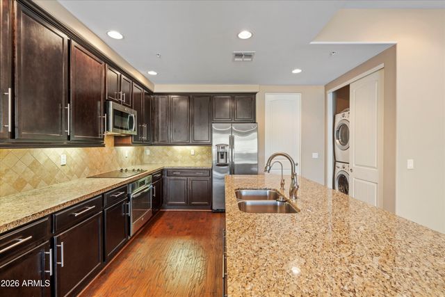 36600 N CAVE CREEK Road B20, Cave Creek, AZ 85331