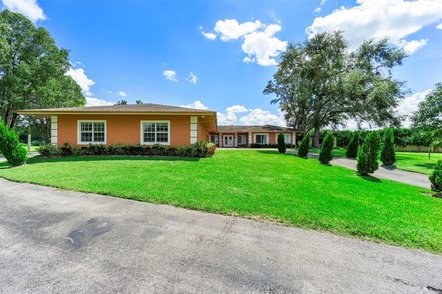 7600 NW 82nd Terrace, Parkland, FL 33067