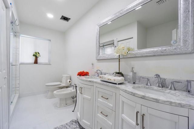 7600 NW 82nd Terrace, Parkland, FL 33067