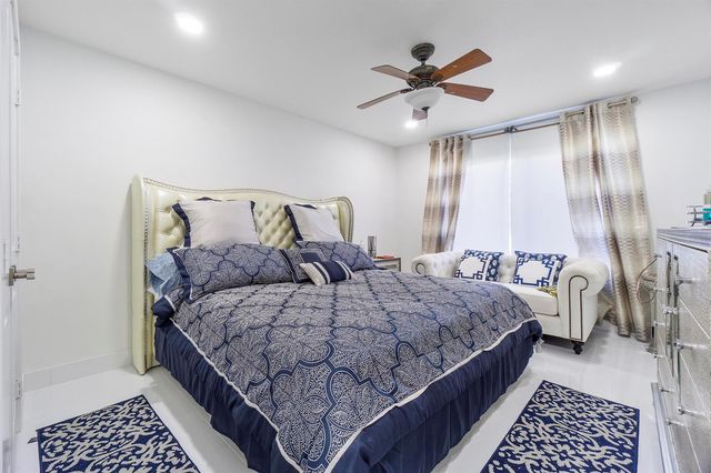 7600 NW 82nd Terrace, Parkland, FL 33067