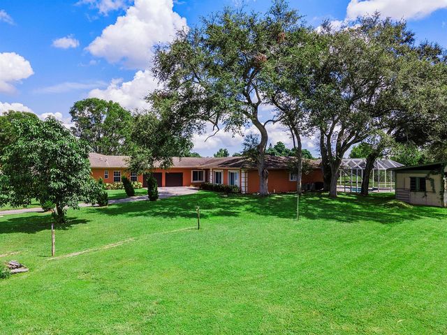 7600 NW 82nd Terrace, Parkland, FL 33067
