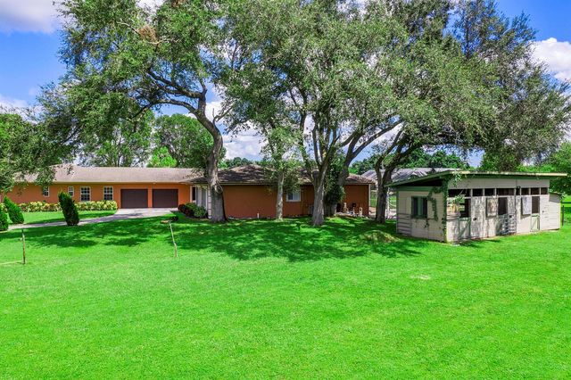 7600 NW 82nd Terrace, Parkland, FL 33067