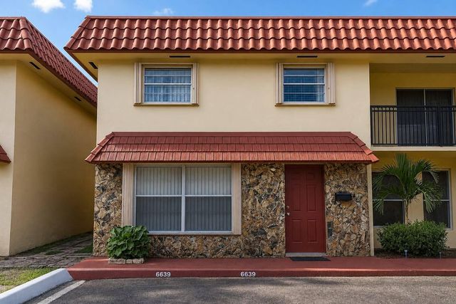 6639 SW 41st Place 41, Davie, FL 33314