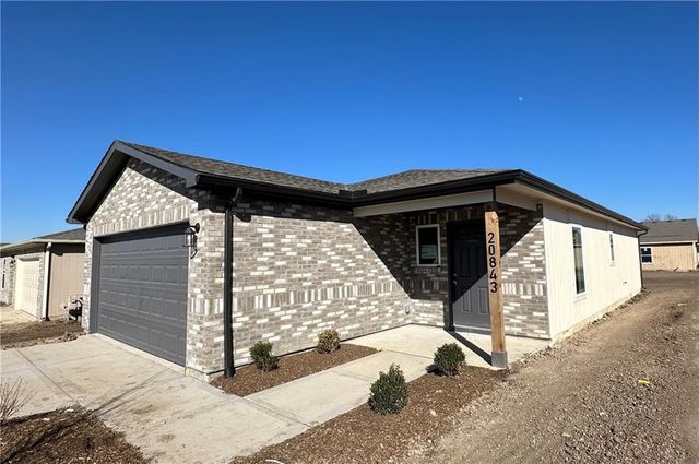 20843 Fairview Street, Edgerton, KS 66021