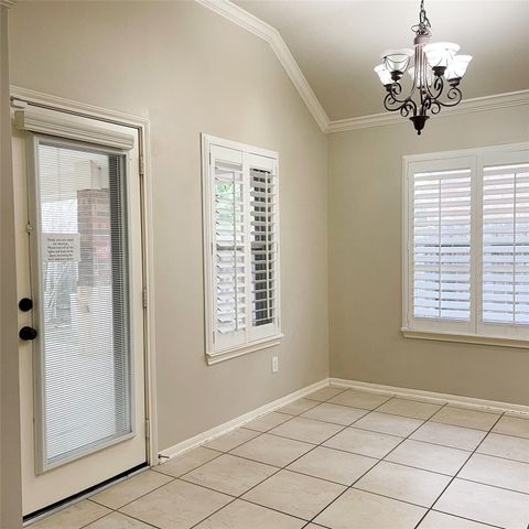 2606 Sun Flare Lane, Pearland, TX 77584