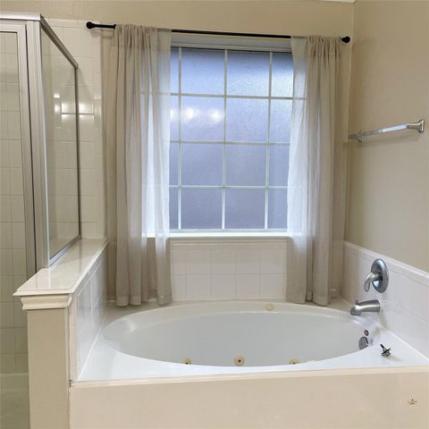 2606 Sun Flare Lane, Pearland, TX 77584