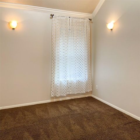 2606 Sun Flare Lane, Pearland, TX 77584