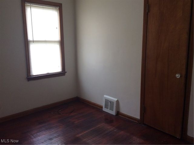 5082 Philip Avenue, Maple Heights, OH 44137