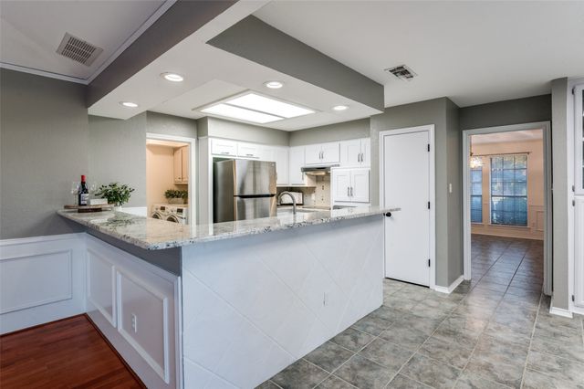 2418 Vista Glen Lane, Carrollton, TX 75007