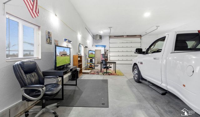 4307 Burke Road, Newport, MI 48166