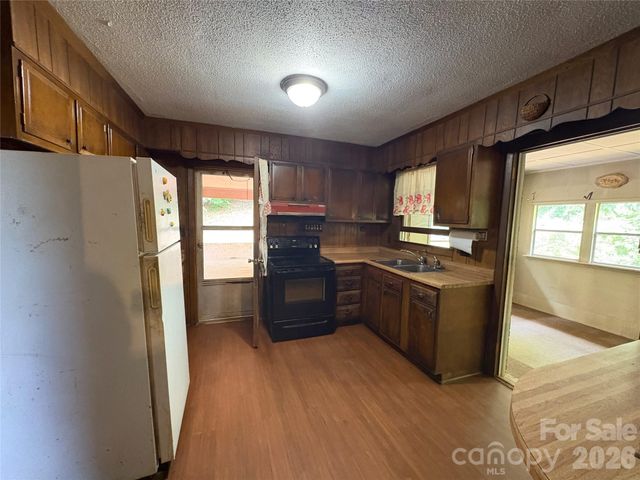 1812 Freemantown Road, Lake Lure, NC 28746
