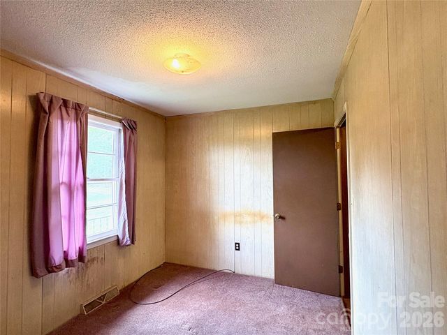 1812 Freemantown Road, Lake Lure, NC 28746
