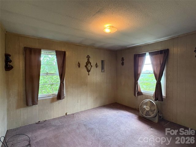 1812 Freemantown Road, Lake Lure, NC 28746
