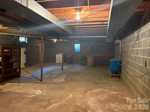 1812 Freemantown Road, Lake Lure, NC 28746
