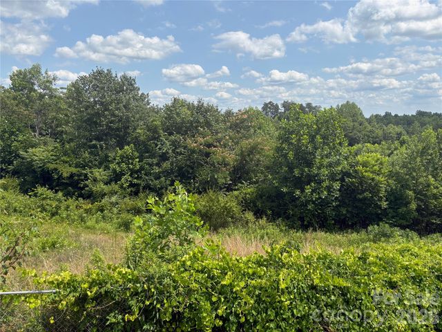 1812 Freemantown Road, Lake Lure, NC 28746