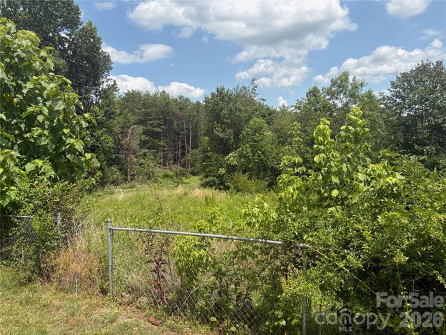 1812 Freemantown Road, Lake Lure, NC 28746